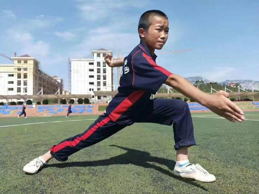 携笔从戎，强军有我！延鲁学子秋季征兵捷报频传