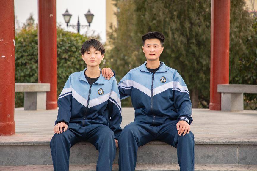 在集体中认识自己，在规矩里找到自由
