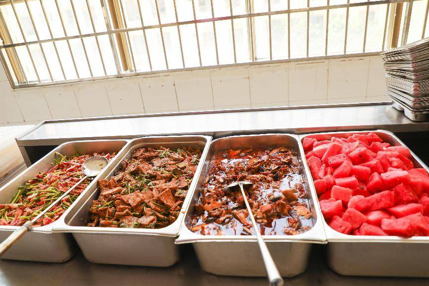 练功场外的风景：延鲁食堂、宿舍和那些温暖的琐碎时光