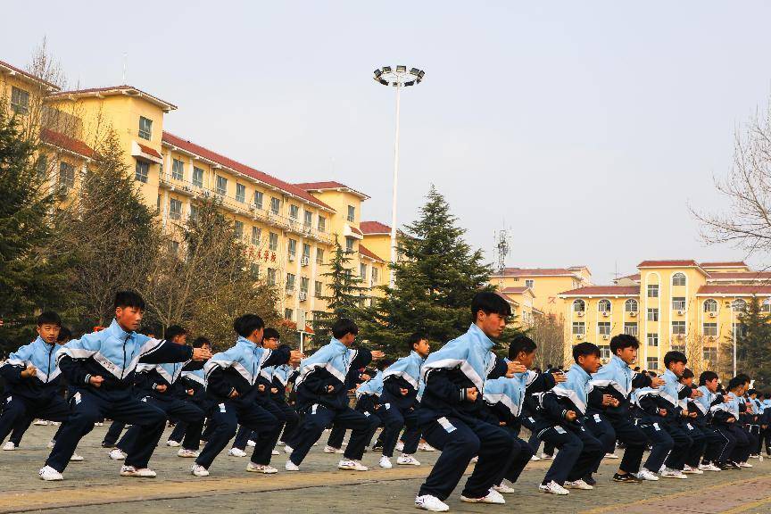 在延鲁武校，让孩子体魄与学识同步成长 