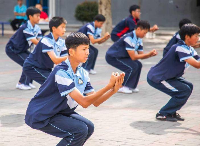 零基础能跟上吗？科学训练体系，让每个孩子扎实起步