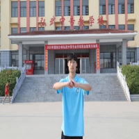 热烈祝贺我校高添、韩冬月被北京体育大学、上海体育学院录取！