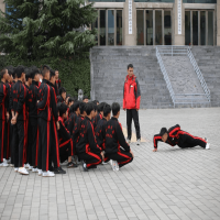 学武术的都是莽夫？不，我们是文武兼修