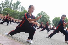 武校报名流程复杂吗