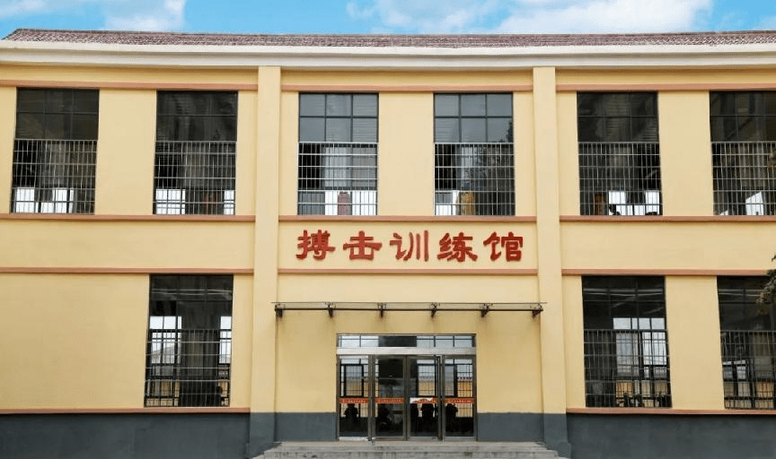 寒冷季节里，如何在延鲁校园里恣意地挥洒汗水？
